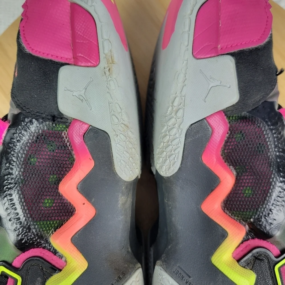Nike air Jordan Why Not Zer 0.5 Raging Youth Size 6.5Y Women‎ Size 8.5